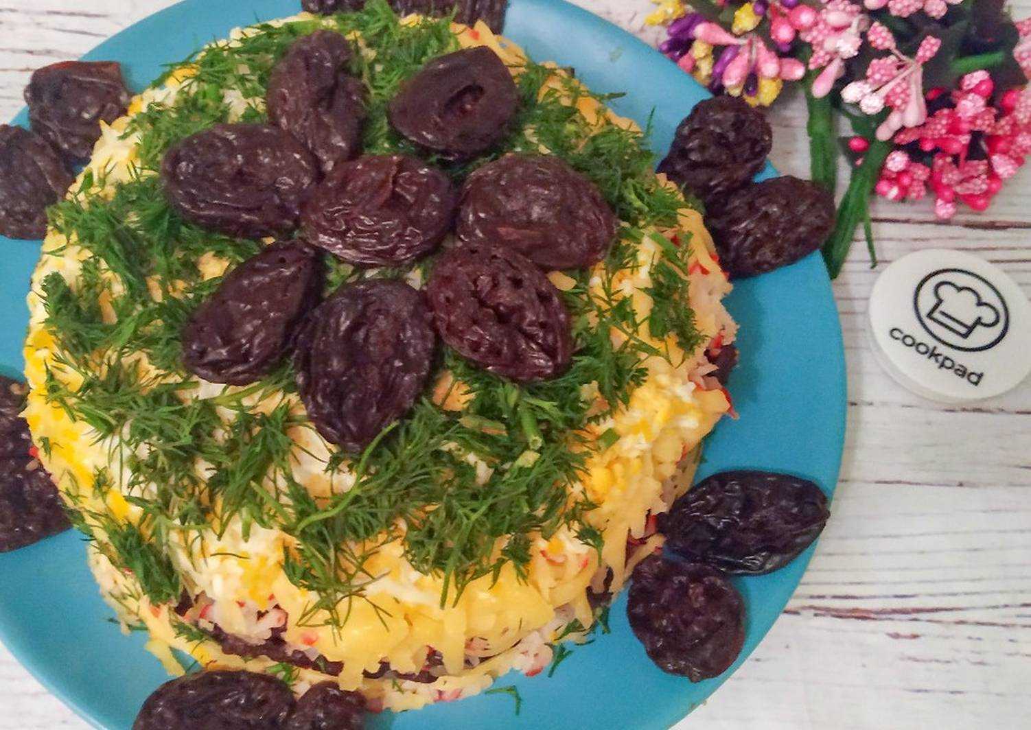 Салат "черный жемчуг" – необыкновенное блюдо на столе