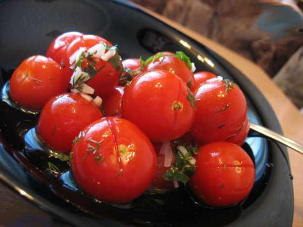 Помидоры малосольные: как посолить помидоры в кастрюле, пакете или банке