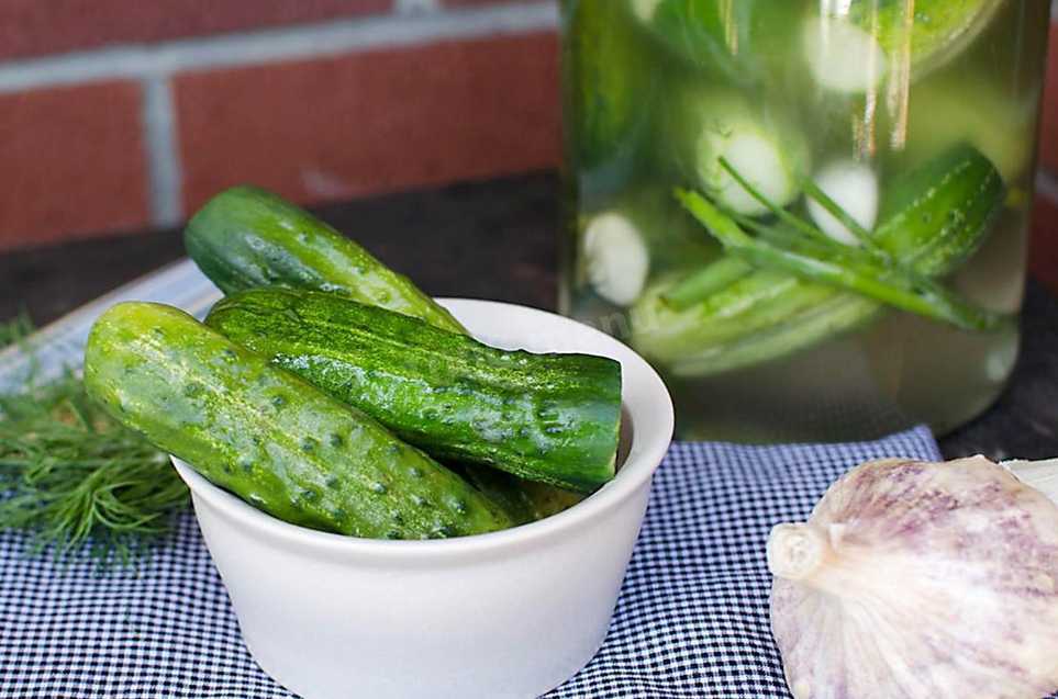Малосольные овощи ассорти быстрого приготовления - рецепт с фото