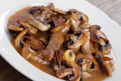 Картошка с замороженными грибами: как приготовить жаренный картофель на сковороде, тушеный в мультиварке и духовке