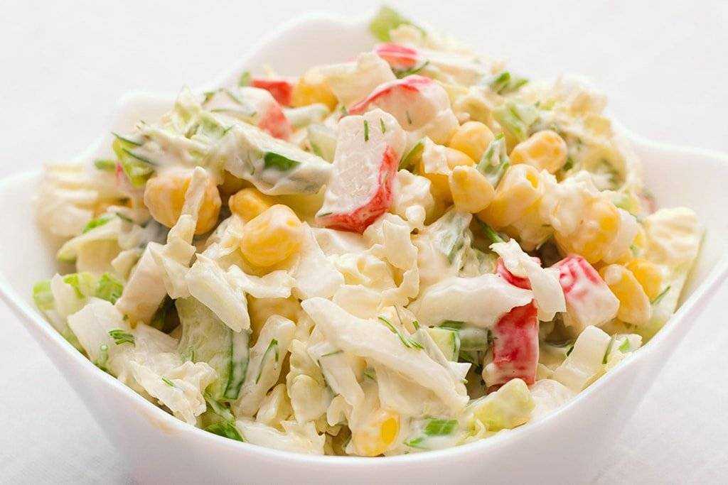 Салат с пекинской капустой и крабовыми палочками: топ 10 рецептов