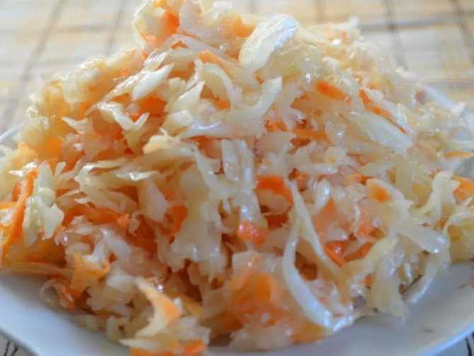Готовим маринованную капусту с уксусом: рецепт вкусной хрустящей закуски на каждый день