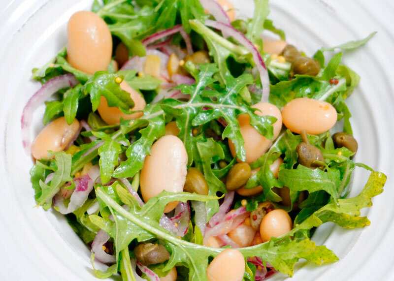 Салат с фасолью и яйцом: варианты салатов, ингредиенты, пошаговый рецепт с фото, нюансы и секреты приготовления