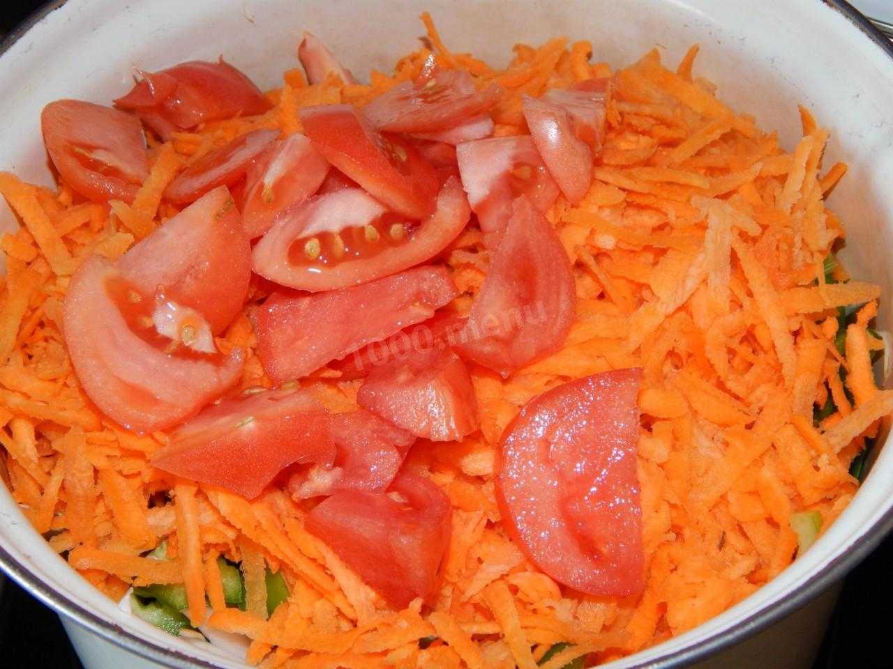 Щука лук морковь уксус. Капуста морковь помидоры. Салат к водочке.