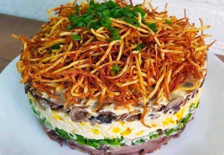 Салат с корейской морковью курицей и картофелем пай