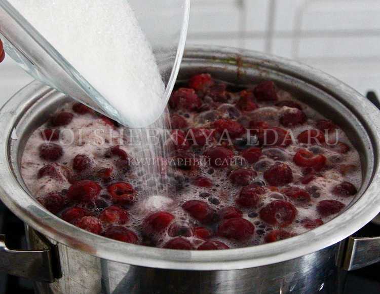 Кисель из свежей, замороженной или консервированной вишни