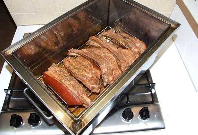 Как замариновать мясо для копчения: рецепт приготовления маринада, рассола в домашних условиях
