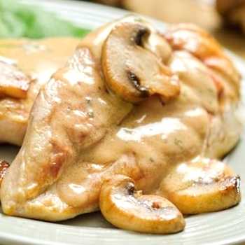 Курица с грибами в сливочном соусе - 56 рецептов приготовления пошагово - 1000.menu