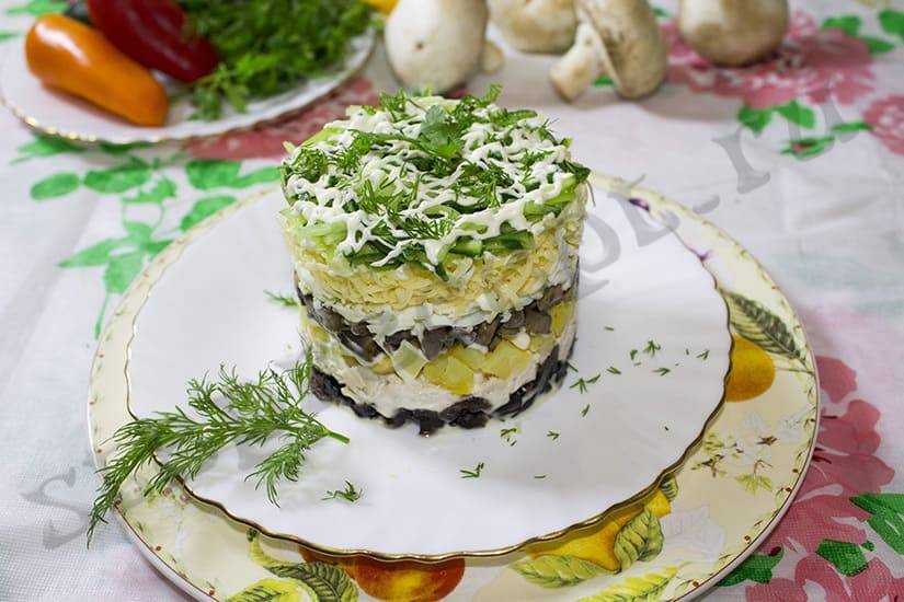 Салат с картофелем яйцом и огурцом рецепт с фото пошагово - 1000.menu