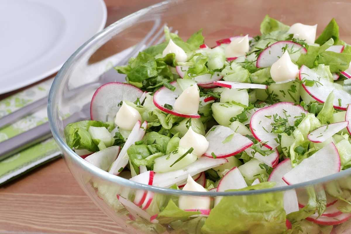 Салат с редиской рецепты с фото простые