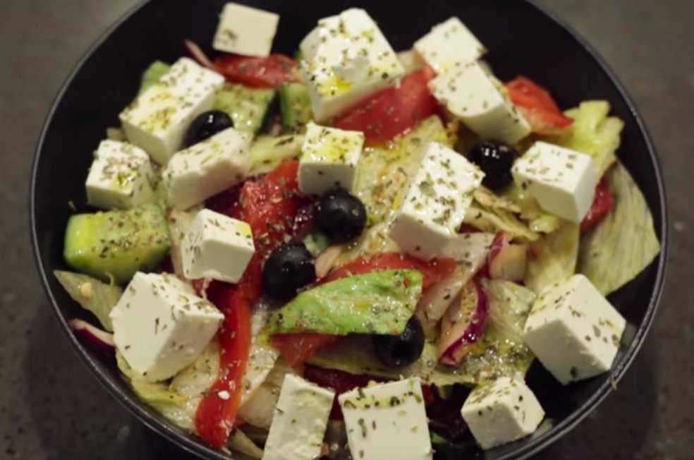 Салат греческий рецепт классический с пекинской капустой