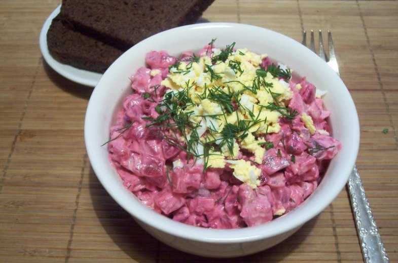 Салат картофельный с сельдью, рецепт с фото — wowcook.net