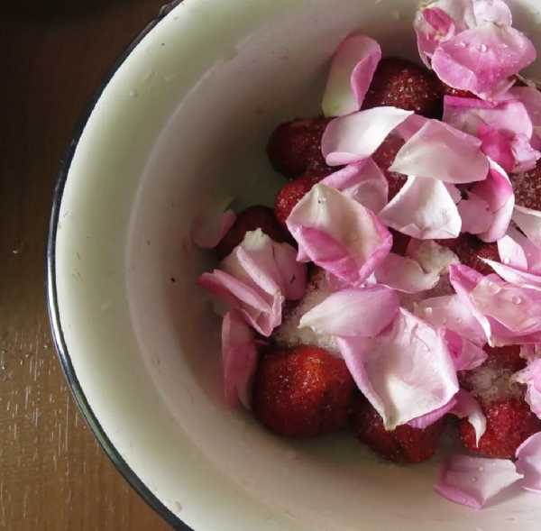 Ароматное варенье из лепестков роз - пошаговые рецепты с фото