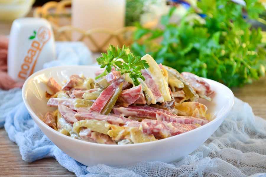 Как приготовить салат слоями с помидорами и колбасой: поиск по ингредиентам, советы, отзывы, подсчет калорий, изменение порций, похожие рецепты