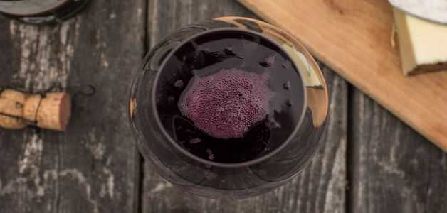 Вино из жимолости в домашних условиях простой рецепт