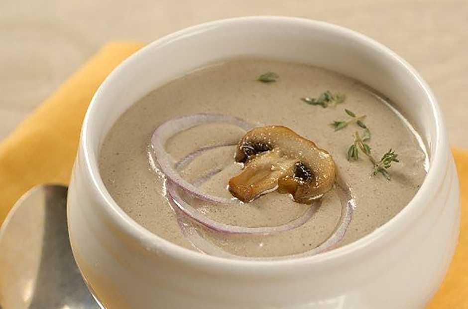 Густой и вкусный. диетический суп-пюре из шампиньонов