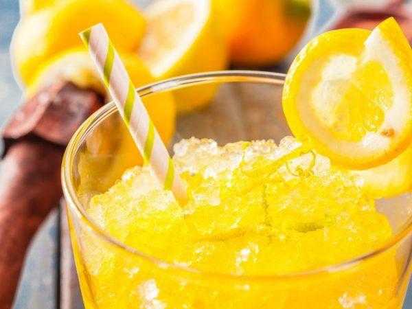 Замороженный лимон – способы приготовления и польза