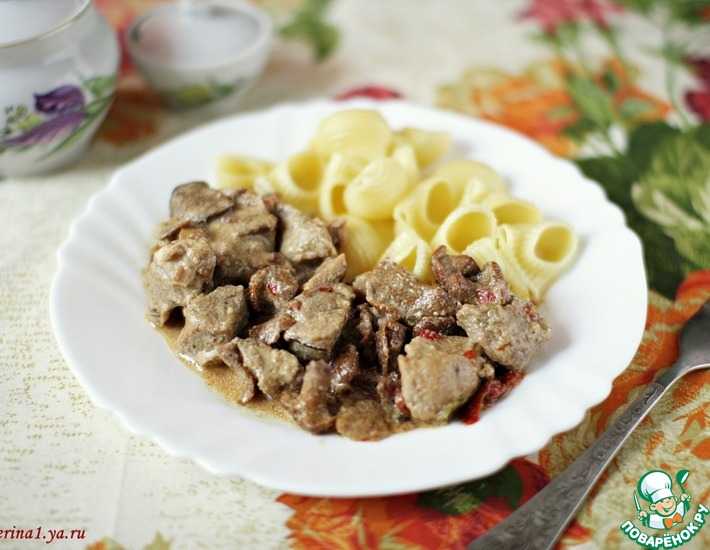 Как приготовить опята с мясом: рецепты блюд в духовке, мультиварке и на сковороде