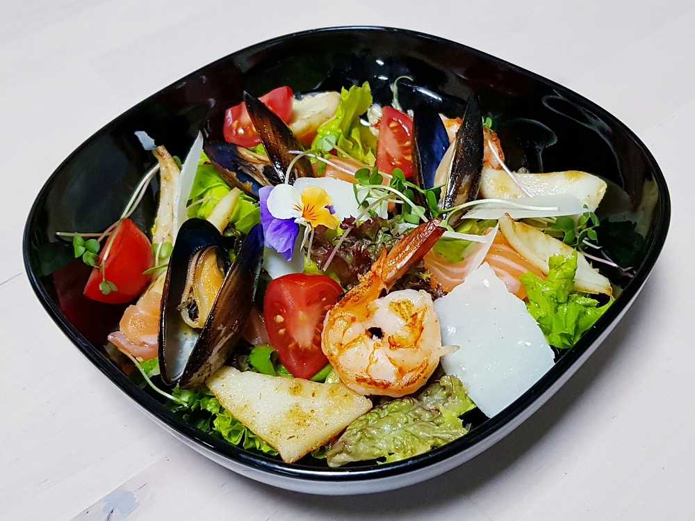 Салат морепродукты с авокадо рецепт с фото - 1000.menu