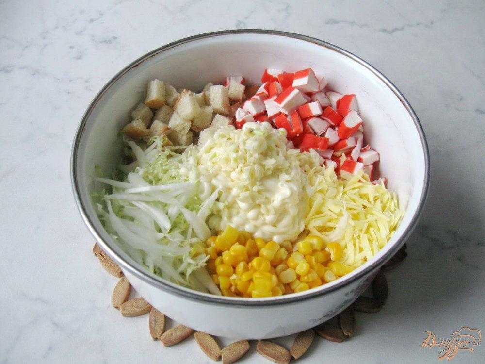 Крабовый салат с плавленым сыром