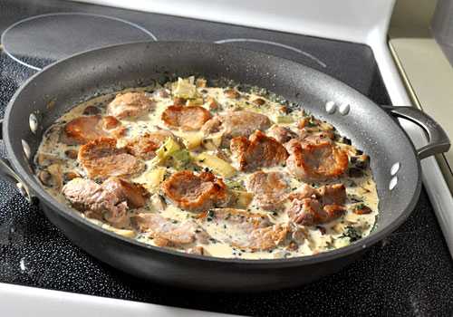 Мясо в горшочках с картошкой в духовке — 7 подробных рецептов приготовления