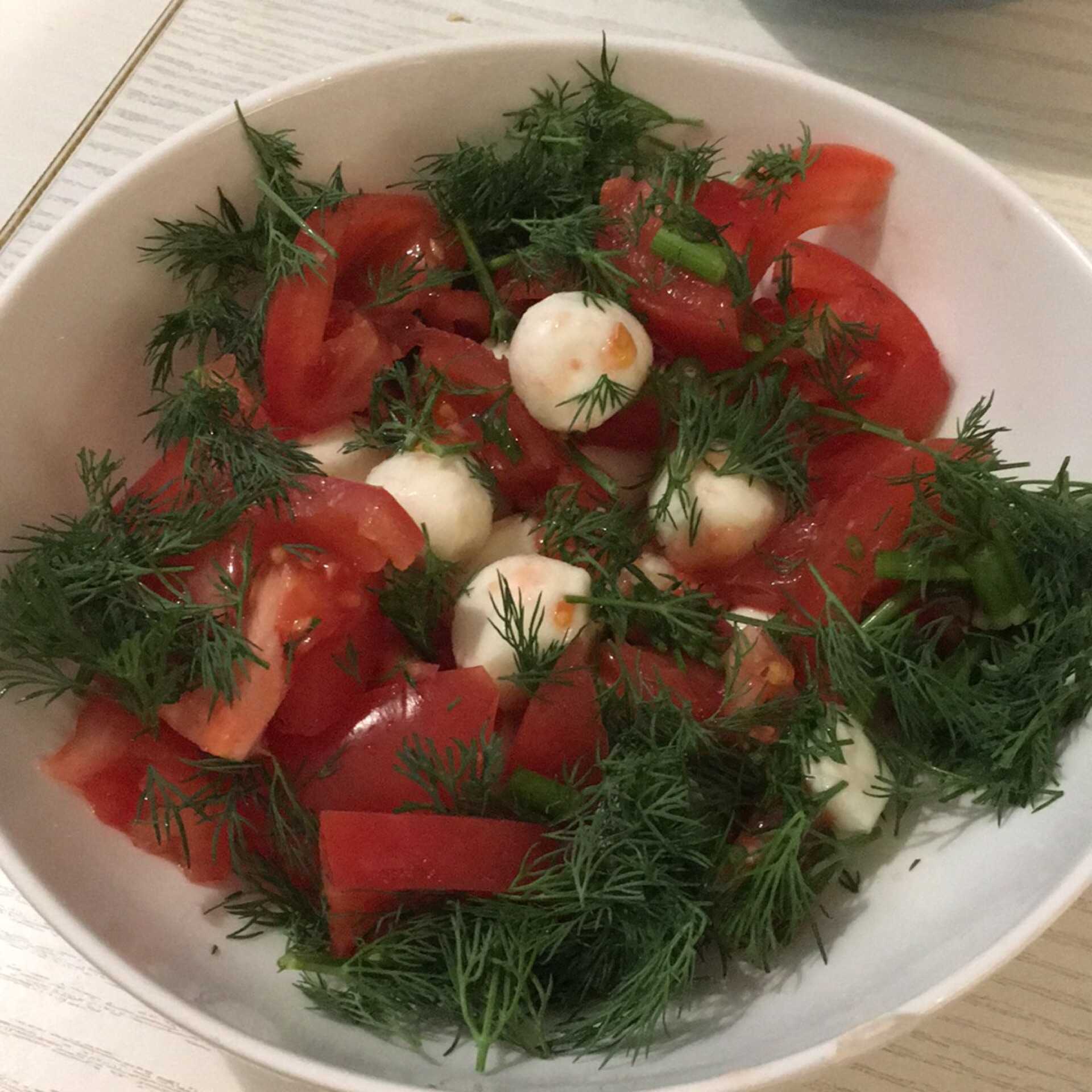 Салаты с моцареллой: простые рецепты. как приготовить вкусный салат с моцареллой?