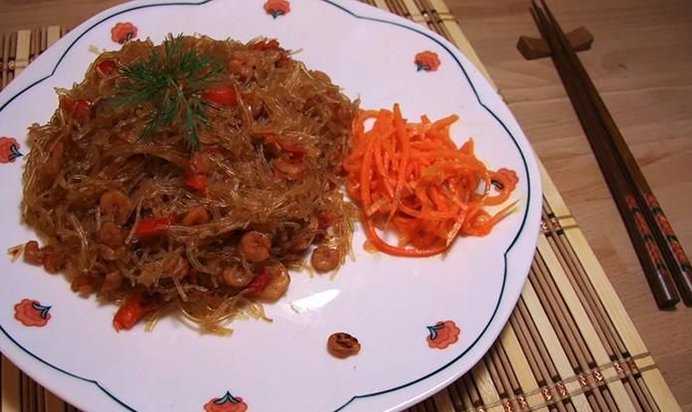 Салат из рисовой лапши с креветками рецепт с фото и видео - 1000.menu