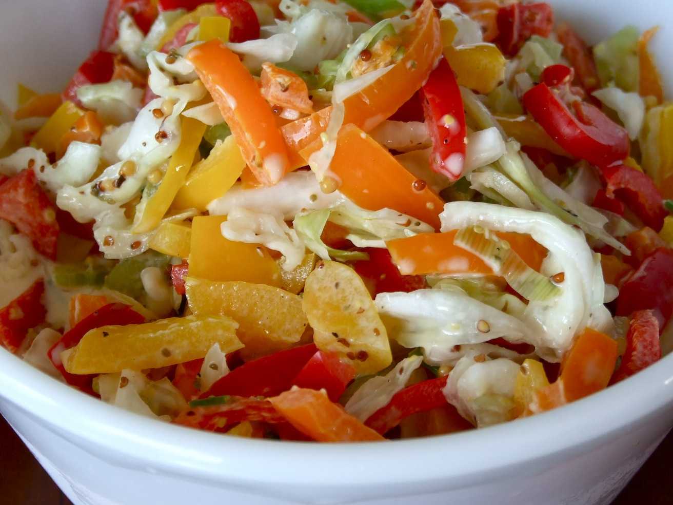 8 рецептов вкусных салатов с болгарским перцем | народные знания от кравченко анатолия