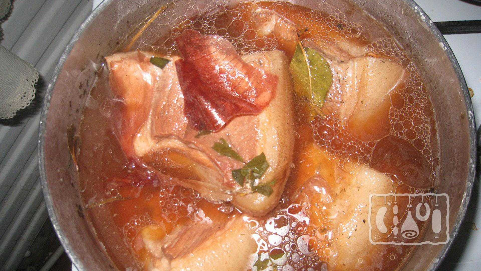 Маринад для копчения мяса: рецепт рассола для горячего и холодного копчения