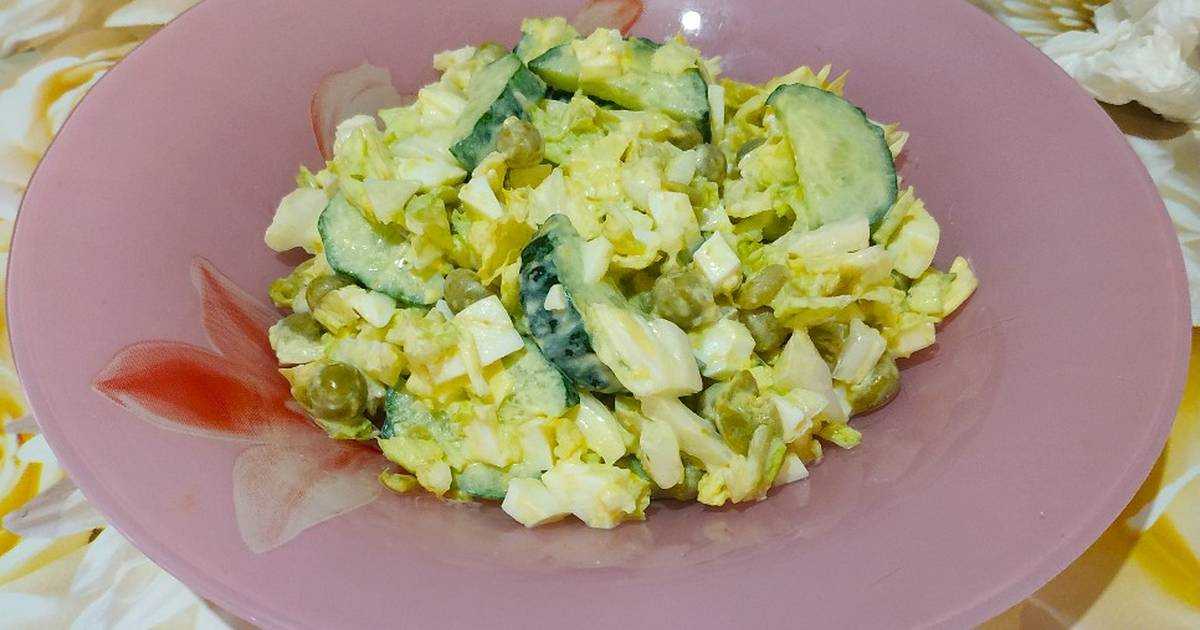 «зимний» салат: классический рецепт (ингредиенты), варианты без колбасы и со свежими огурцами