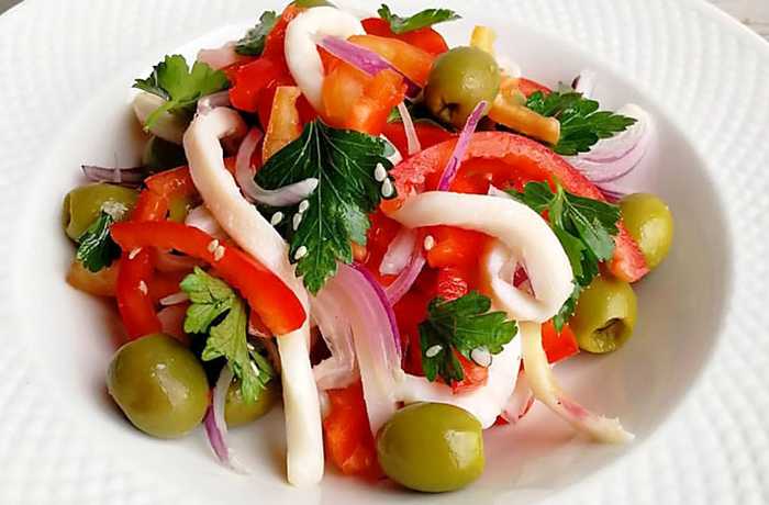 Салат из кальмаров - 3 простых и вкусных рецепта с пошаговыми фото | ne-dieta