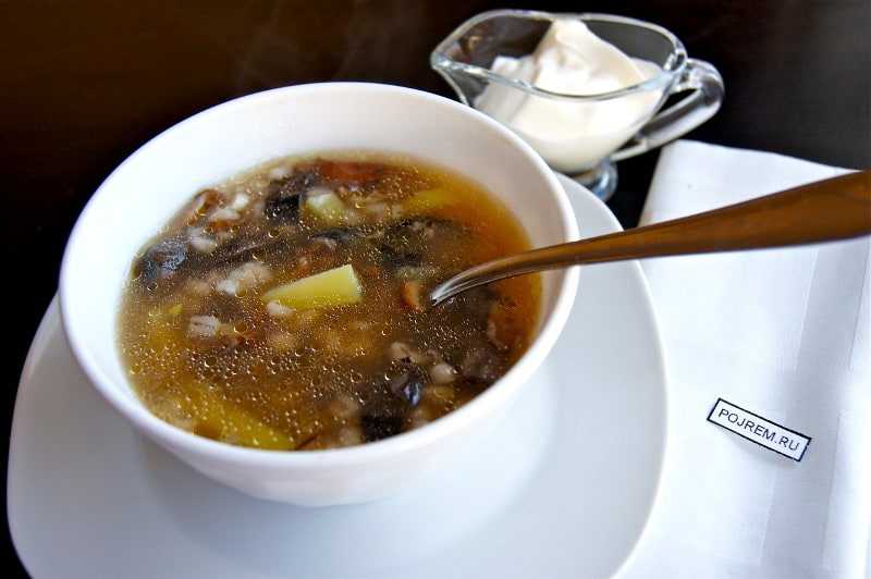 Суп из волнушек: 9 лучших рецептов. Как правильно подготовить грибы. Можно ли варить суп из замороженных волнушек. Рекомендации по приготовлению.