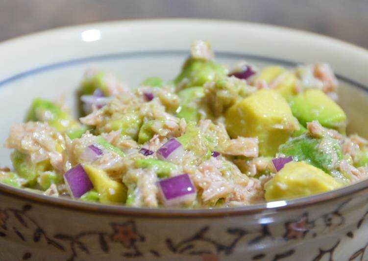 Салат с консервированным тунцом – 14 вкусных и полезных рецептов