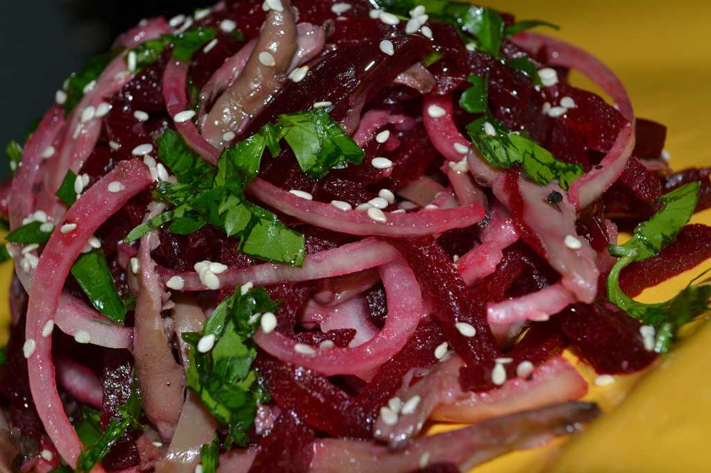 Салат из селедки и свеклы рецепт с фото очень вкусный