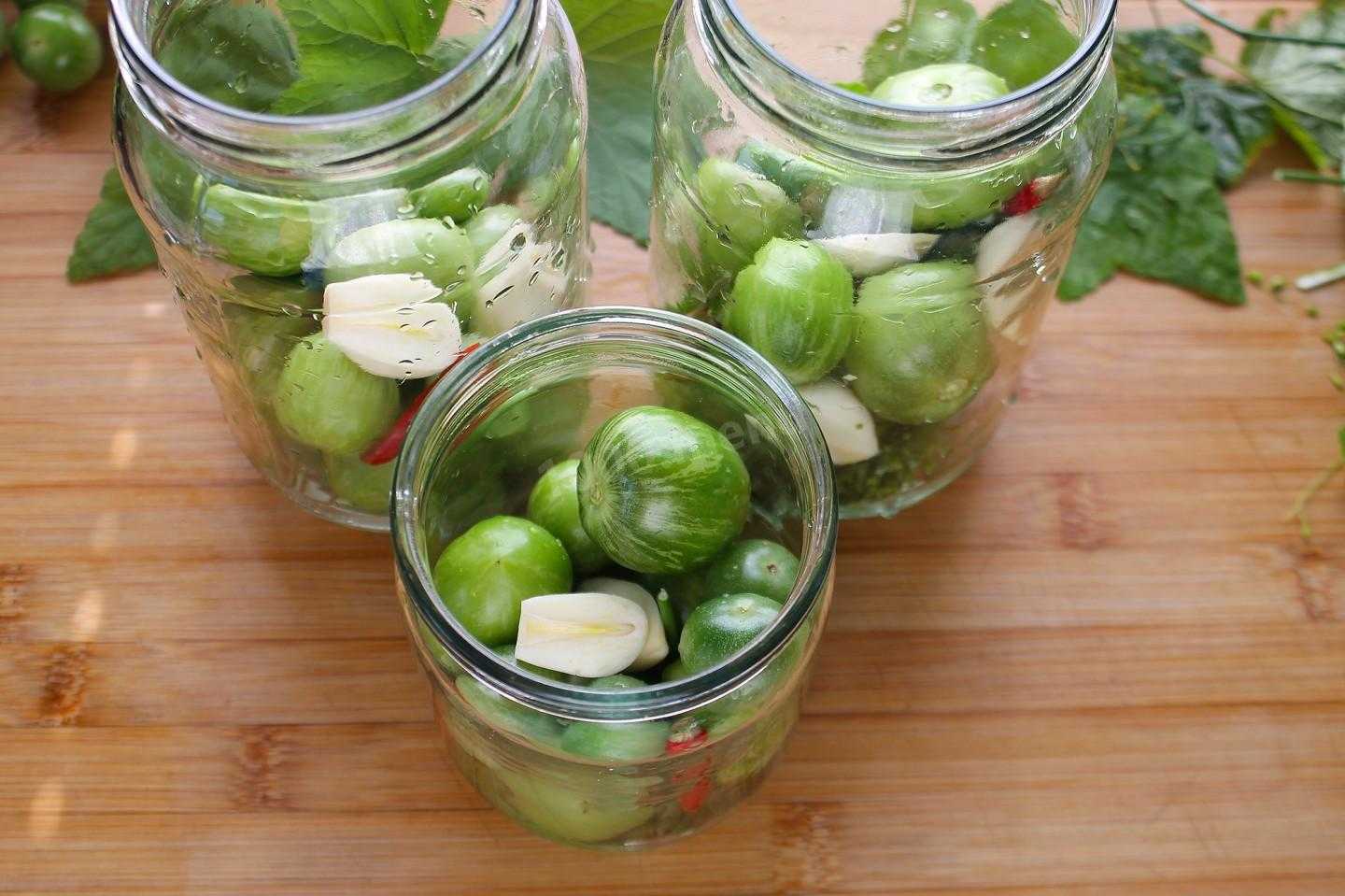 Салат из зеленых помидоров - вкусные рецепты оригинальной домашней консервации