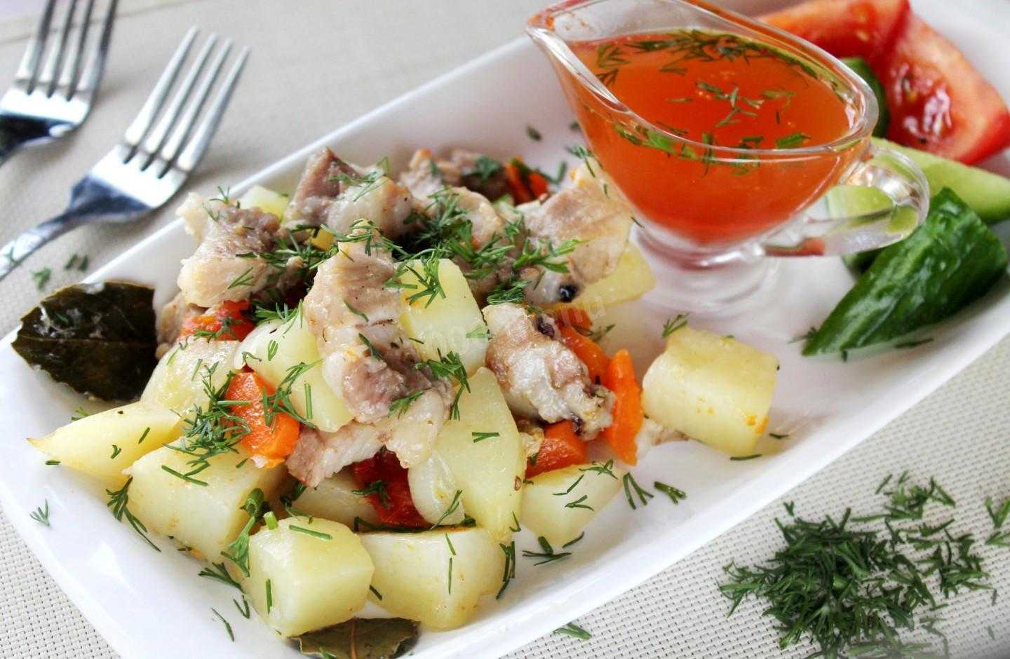 Hецепт обалденного турецкого картофельного салата, простого и быстрого в приготовлении.