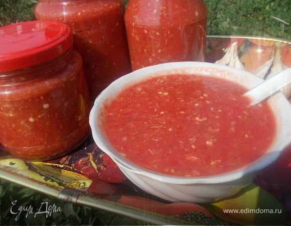 Аджика из помидор и чеснока: рецепт классический