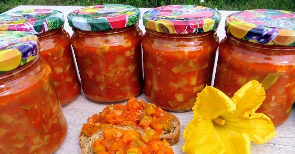 Овощной салат из брокколи кабачков и моркови в томатном соусе на зиму