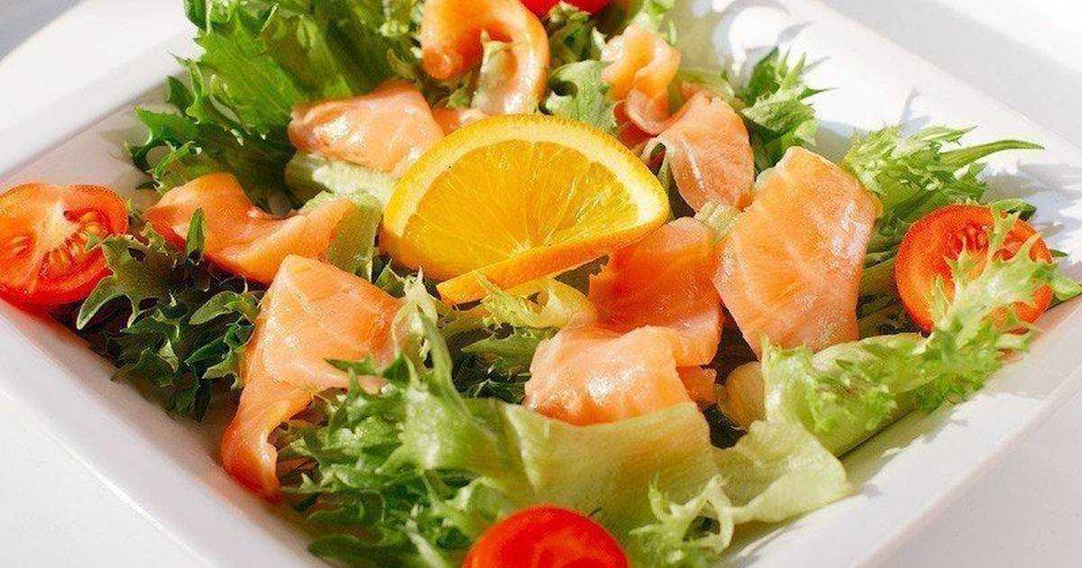 Салат с форелью слабосоленой – 10 очень вкусных рецептов (фото)