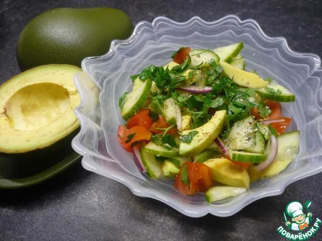 Салат с авокадо и креветками: топ 3 пошаговых фото-рецепта