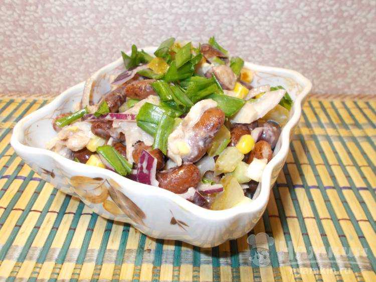 10 рецептов салата с фасолью и курицей
