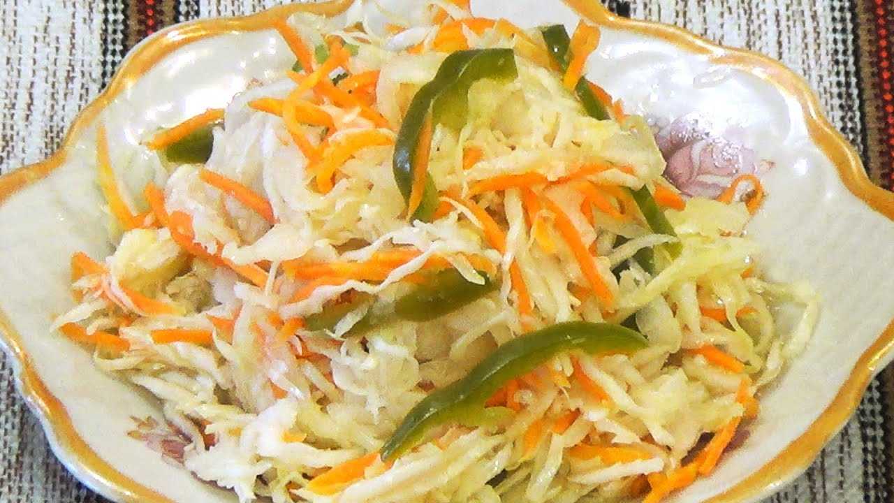 Салат с маринованной капустой — 10 рецептов быстрого приготовления