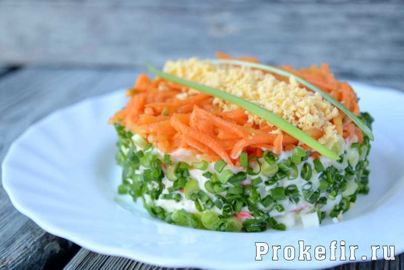 Салат с крабовыми палочками - 10 очень вкусных и простых рецептов с фото пошагово