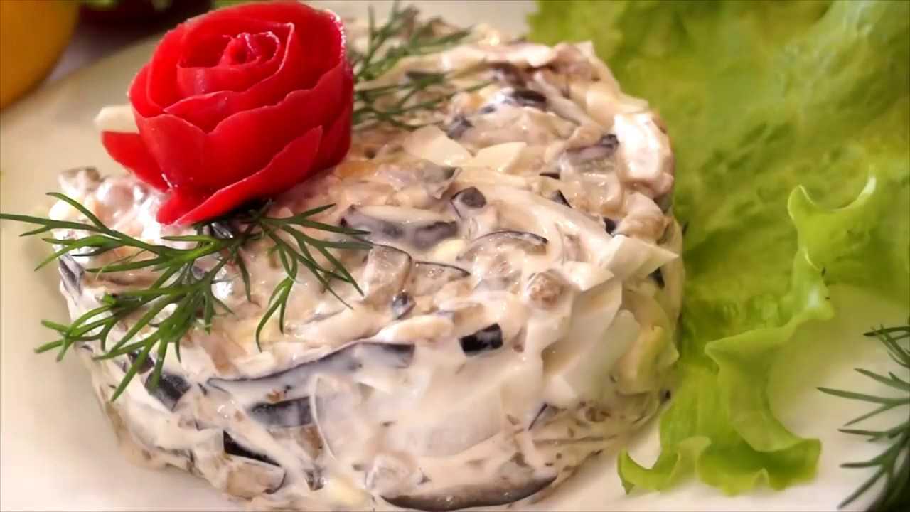 Теплый салат с баклажанами помидорами и сыром рецепт с фото пошагово и видео - 1000.menu