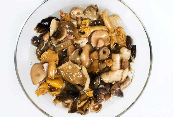 Икра из белых грибов на зиму через мясорубку: 7 самых вкусных рецептов