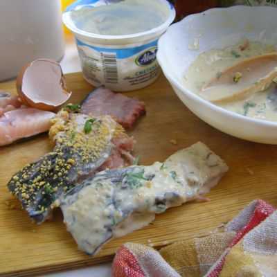 Рецепт жареных огурцов от Пугачевой: с крахмалом, мукой, кунжутом, в панировочных сухарях. Приготовление, дополнительные ингредиенты в блюде.