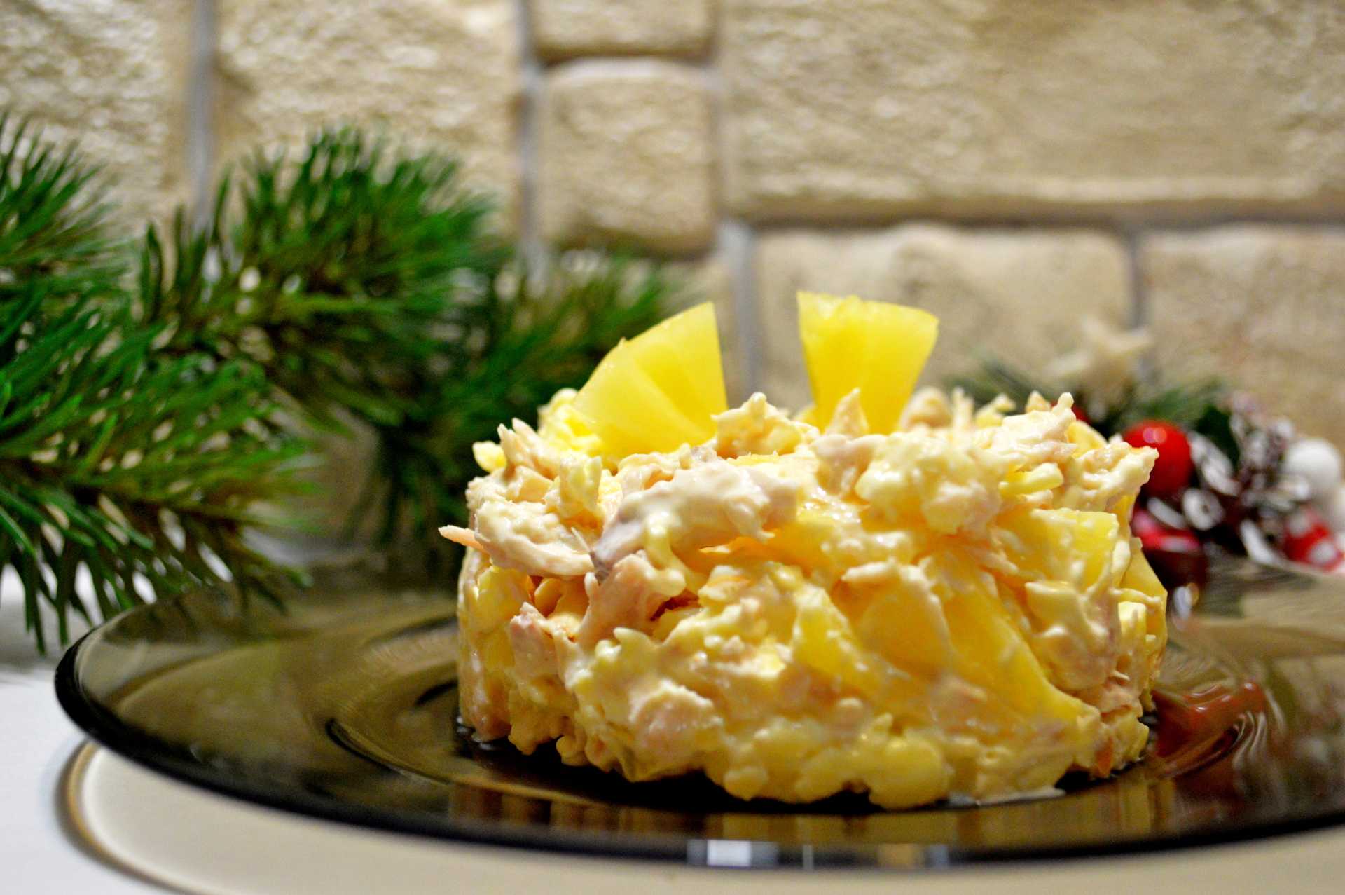 Салат нежный с курицей и ананасом рецепт слоями с фото