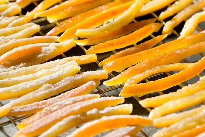 Пошаговый рецепт цукатов из апельсиновых и мандариновых корок - кушаем вкусно