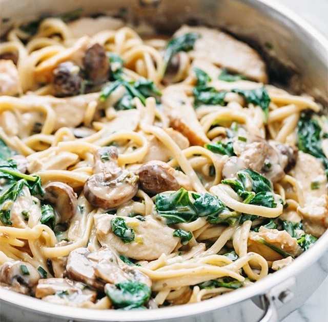 Фетучини с белыми грибами: секреты приготовления итальянской пасты. Рецепты с курицей, беконом, кремом и в сливочном соусе. Калорийность и польза продуктов.