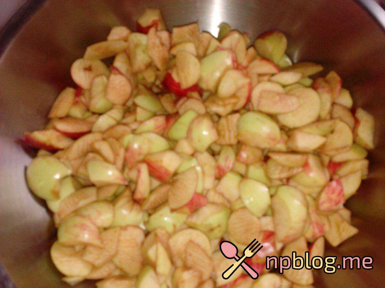 Рецепты приготовления варенья из яблок с черноплодной рябиной. Какие нужны ингредиенты, как приготовить простой вариант лакомства. Как правильно сохранить заготовку.
